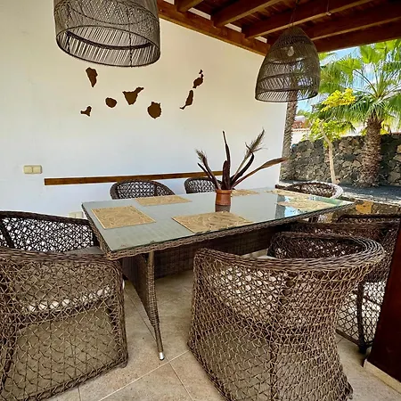 Luxury Away From The Crowds - Casa Montana בית נופש *