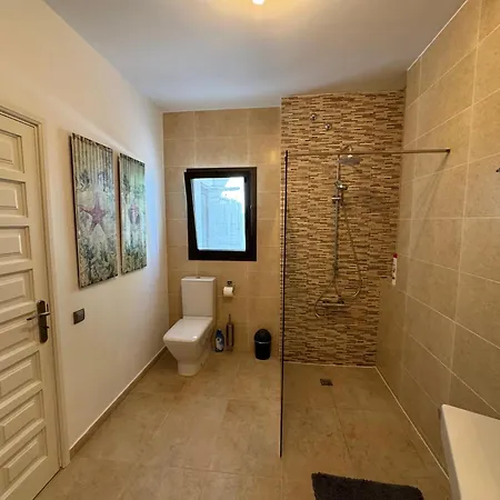 Luxury Away From The Crowds - Casa Montana בית נופש *