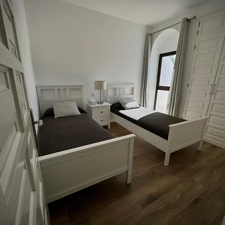 בית נופש Luxury Away From The Crowds - Casa Montana Parque Holandes